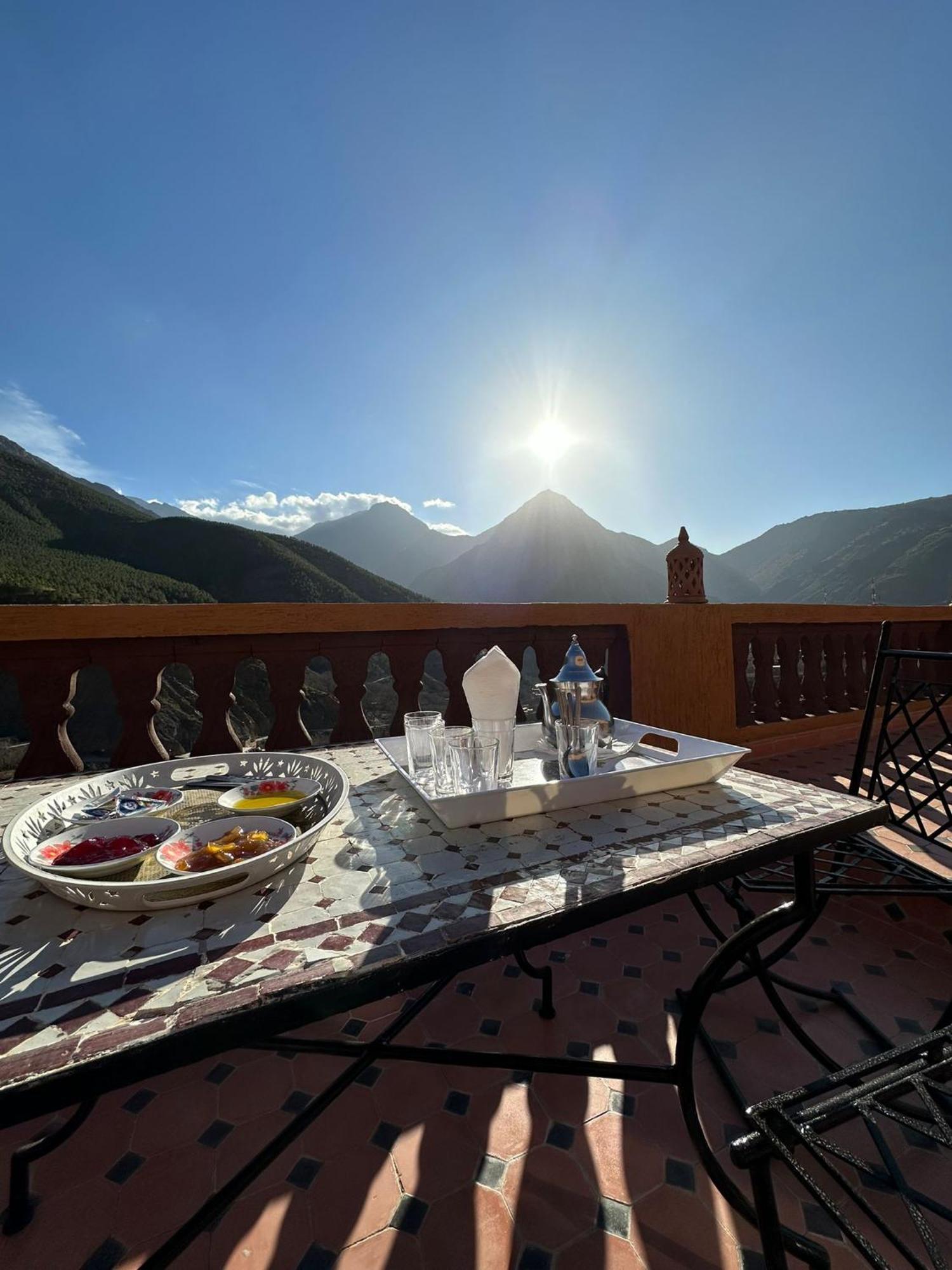 Tamatert Guest House อิมลิล ภายนอก รูปภาพ