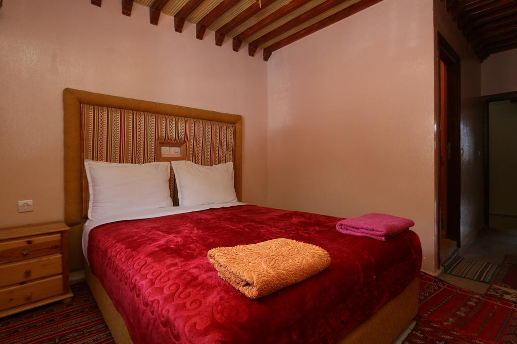 Tamatert Guest House อิมลิล ภายนอก รูปภาพ