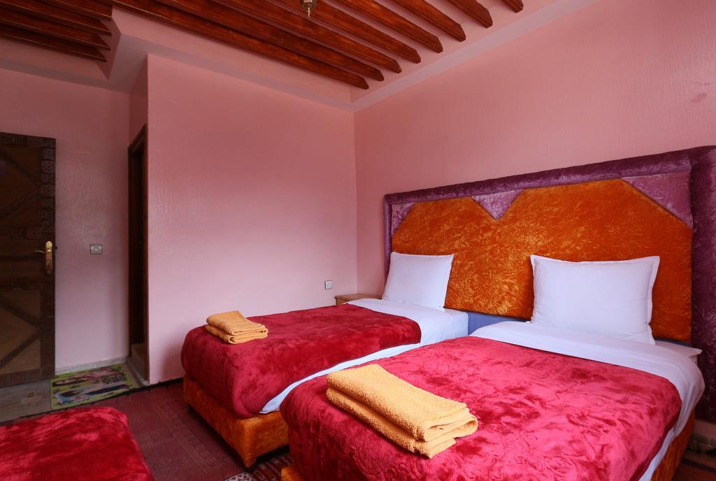 Tamatert Guest House อิมลิล ภายนอก รูปภาพ